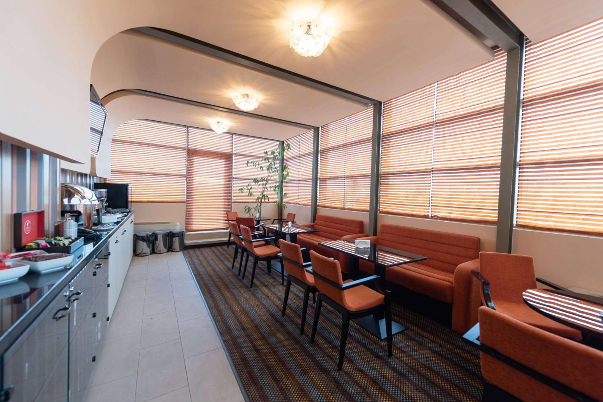 Hotel Wyndham 5*