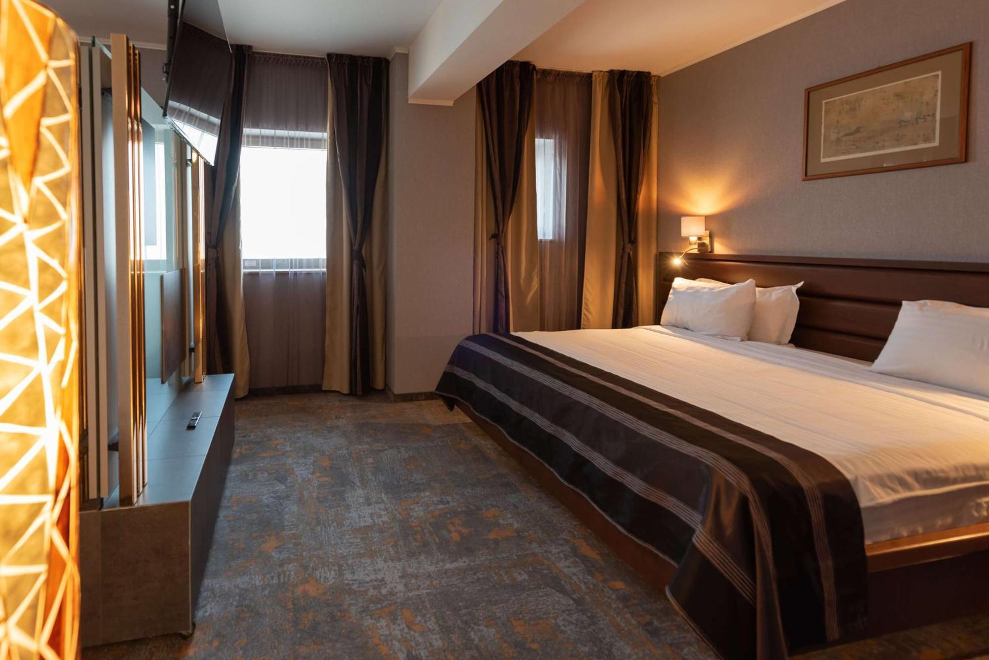 Wyndham Hotel