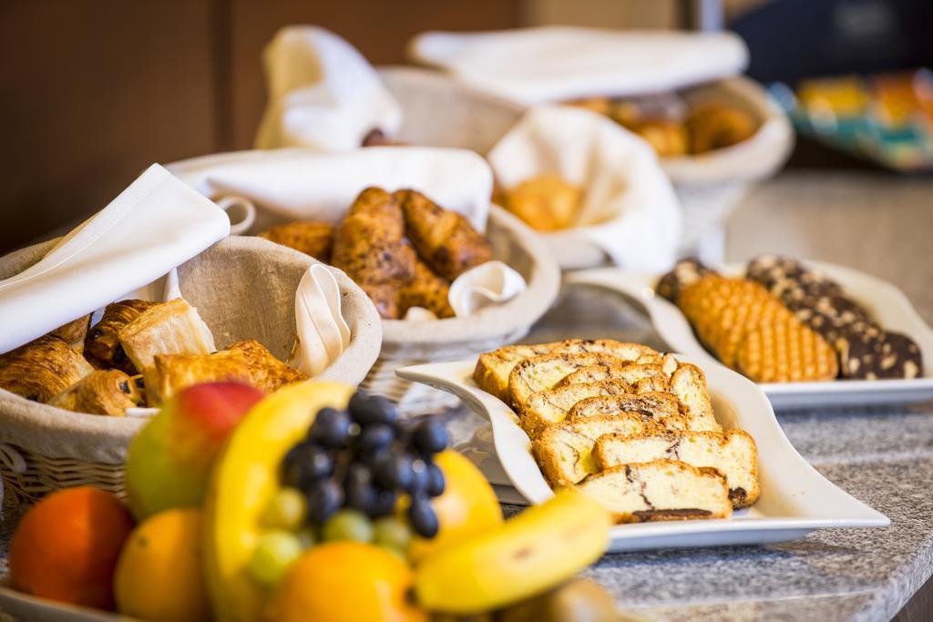 Hotel Wyndham 5*